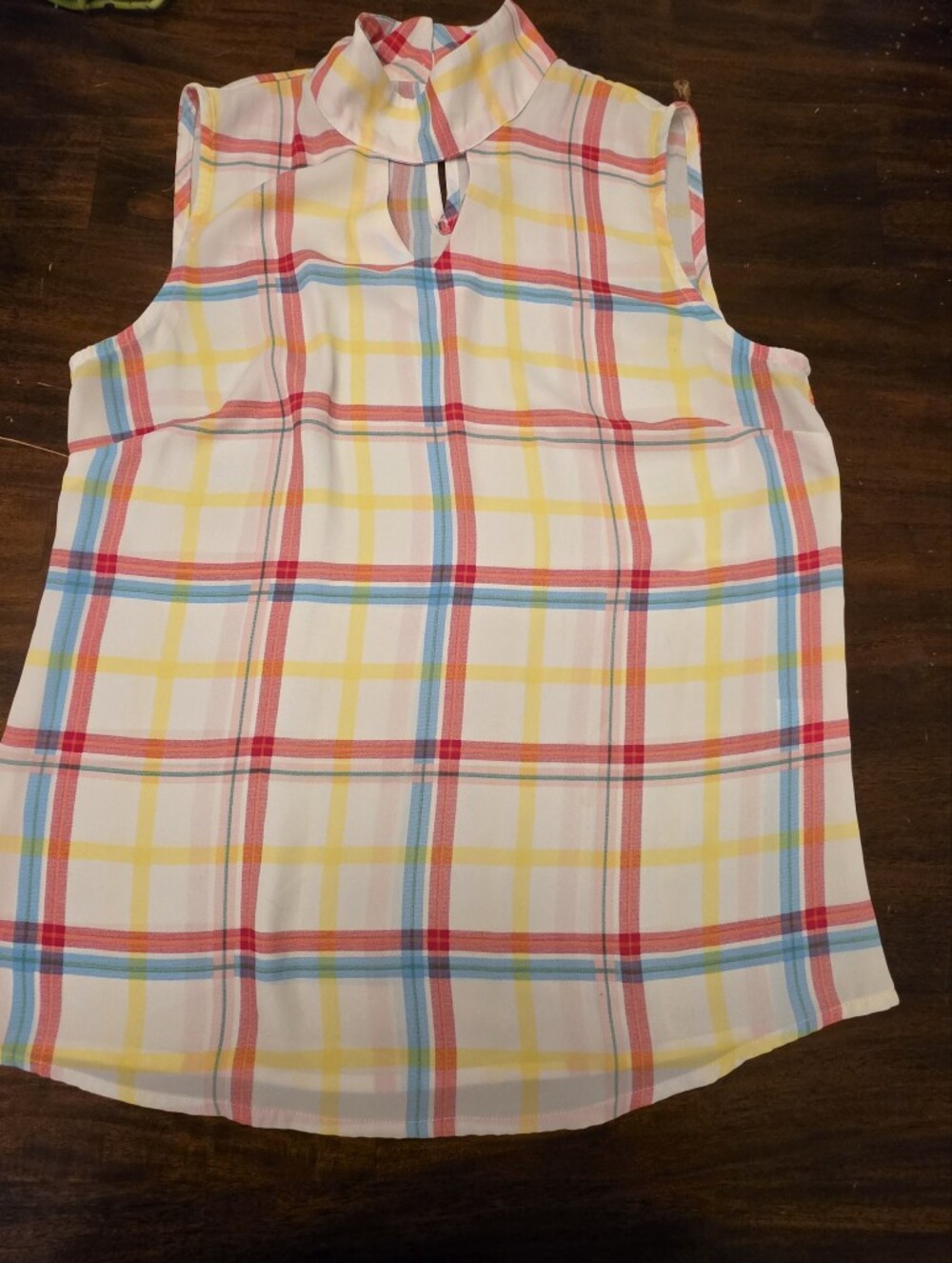 New York & Company Plaid Sleeveless Blouse Mock Neck Keyhole Top